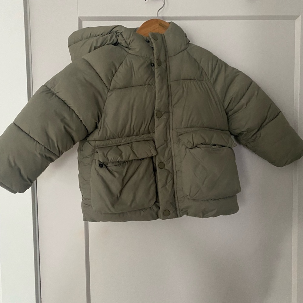 Khaki Green Toddler Puffer Coat Zara size 2-3 years